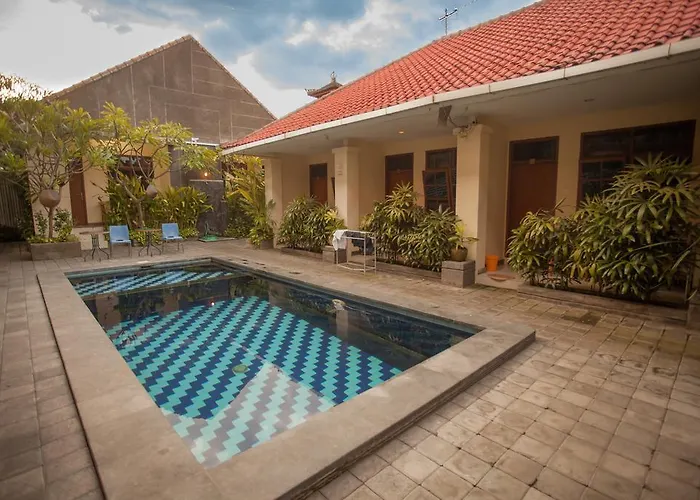 Funky Monkey Bali Hostel *